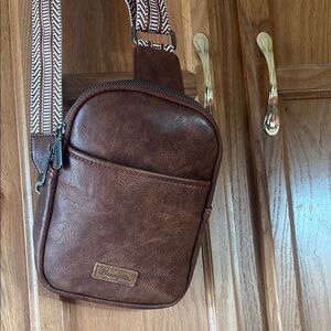 Wrangler Brown Leather Belt Bag Timeless Design gorgeous! NWT